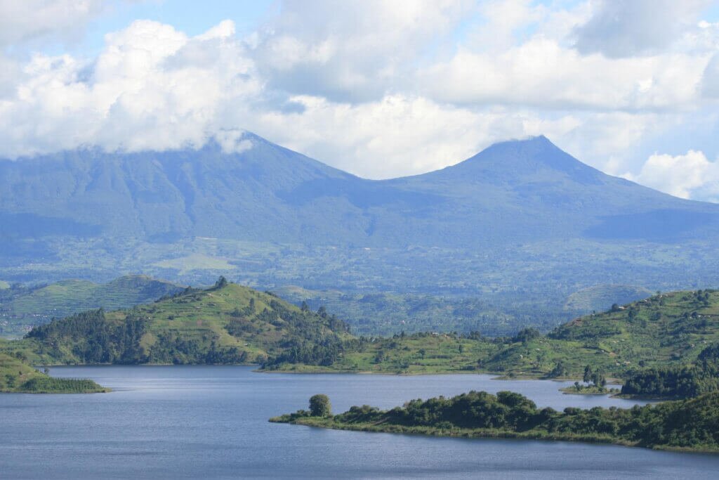 Mufumbiro Ranges - the mountains that cook!